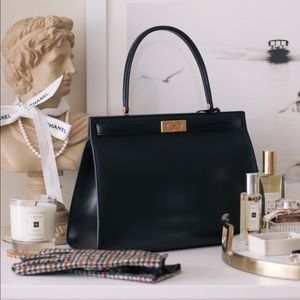 Beautiful Tory Burch Lee Radziwill Black handbag